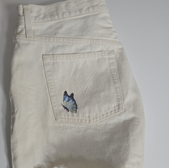 Levis womens 501 cutoffs butterfly jean shorts sz 32 (14) Cottagecore nwt - Picture 3 of 5